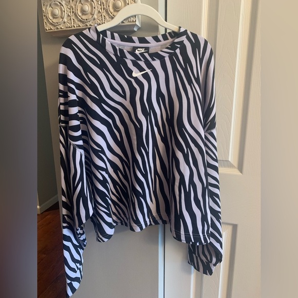 Nike Women's Black and Lilac Zebra Print Sweatshirt NWT- L - Picture 1 of 5